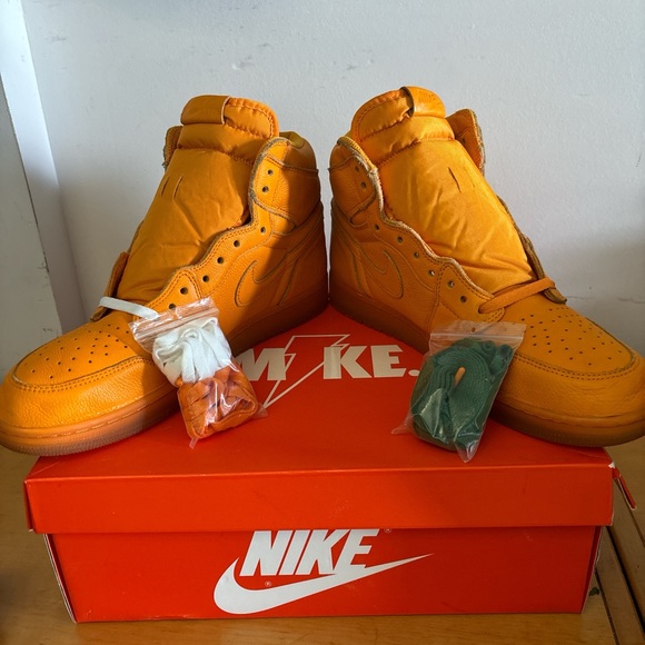 Jordan 1 Retro High Orange Peel